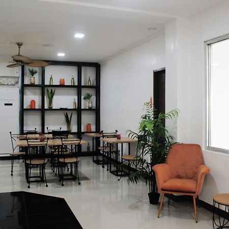 Travelbee Capitol Inn Cebu Eksteriør billede