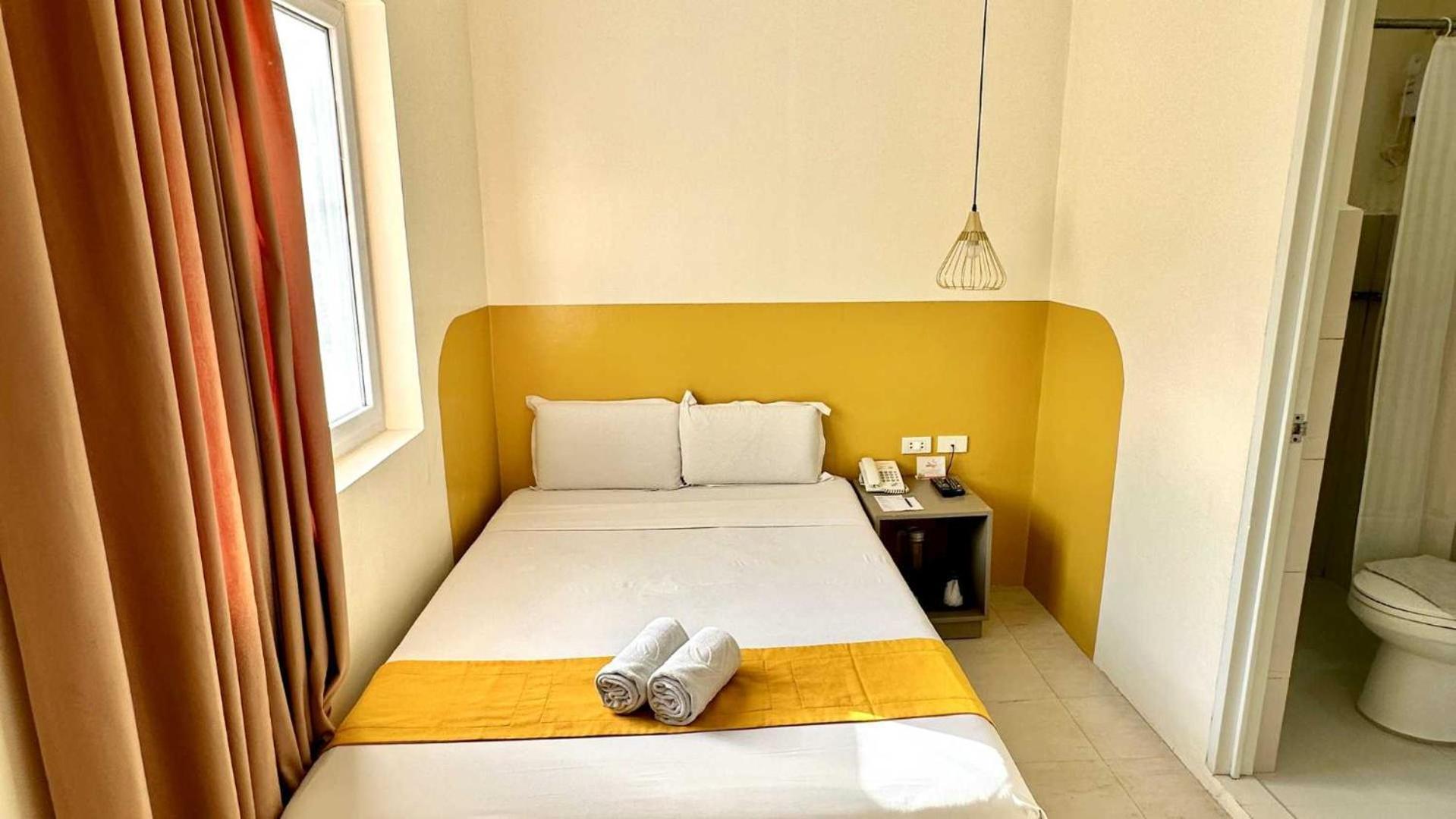 Travelbee Capitol Inn Cebu Eksteriør billede