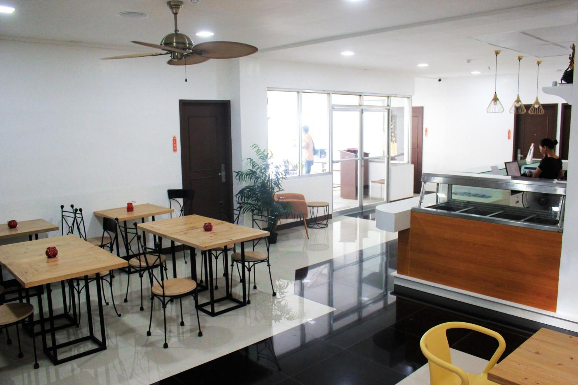 Travelbee Capitol Inn Cebu Eksteriør billede